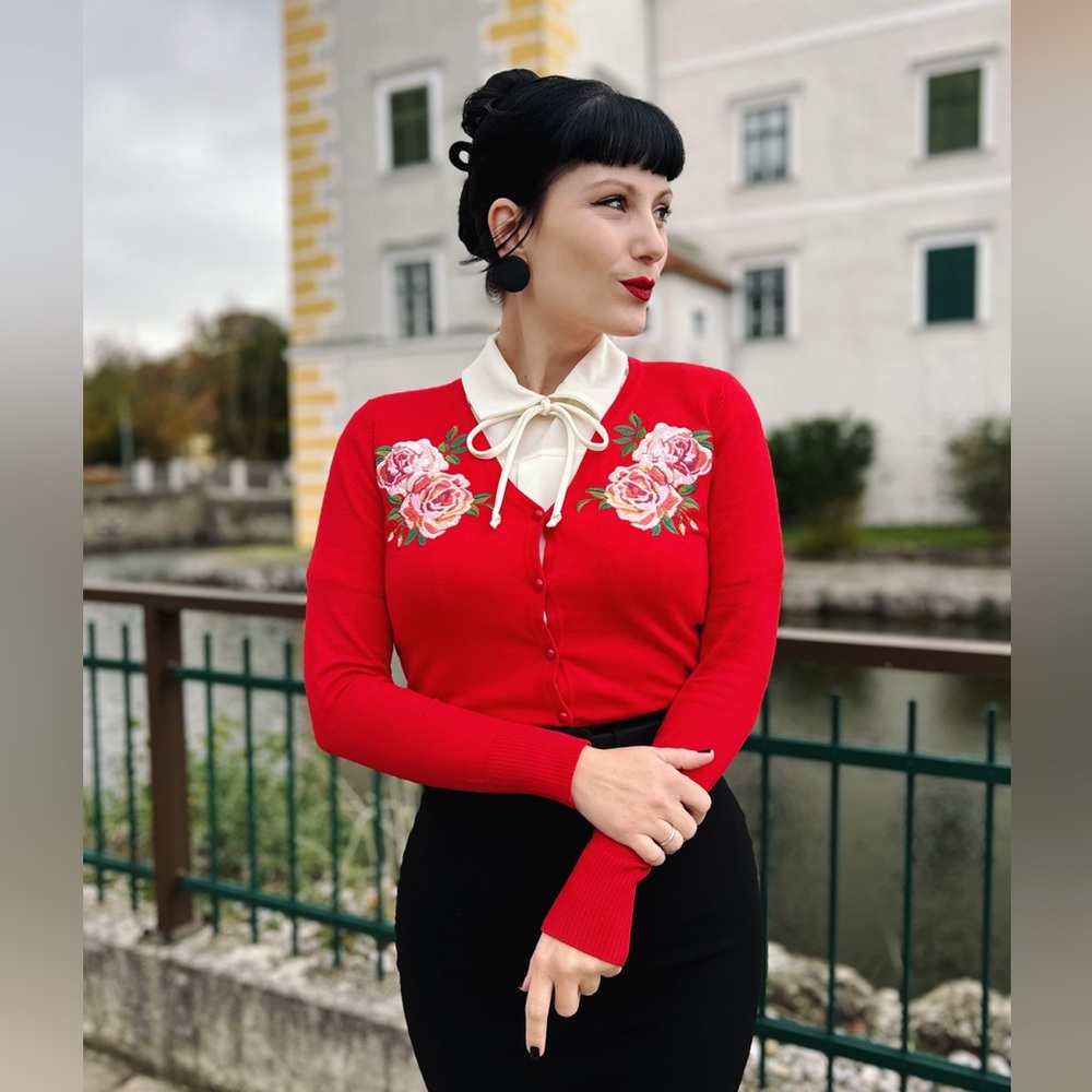 Hearts & Roses Cardigan in Red - Picture 2 of 8